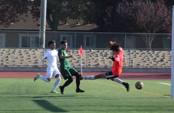 In the first half, senior Adrian Morado scored what would prove to be the winning goal against Berkeley High School at Alisal High School. Captain Yoni Avelar crossed the ball to the penalty area allowing Morado to score. “I felt excited scoring my first goal of the season against a big school like Berkeley,” said Morado. “It felt like the beginning of a good season ahead of us, I took it in with pride and joy.” 