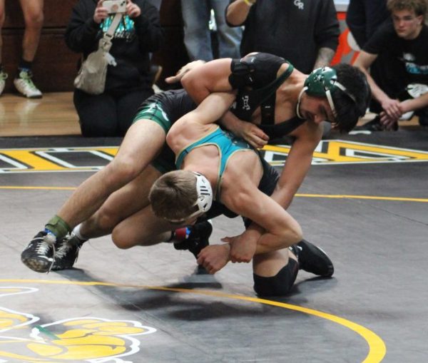 Isaac Rodriguez beats Tyler Filice from Cristopher at CCS Southern Regionals. After getting him on his back, Rodriguez holds him down as time runs down for near-fall points, resulting in him winning 9-2. “[I was telling myself] I have to win this match no matter what, gotta wrestle smart and keep doing what I’ve been doing all season long,” he said.
