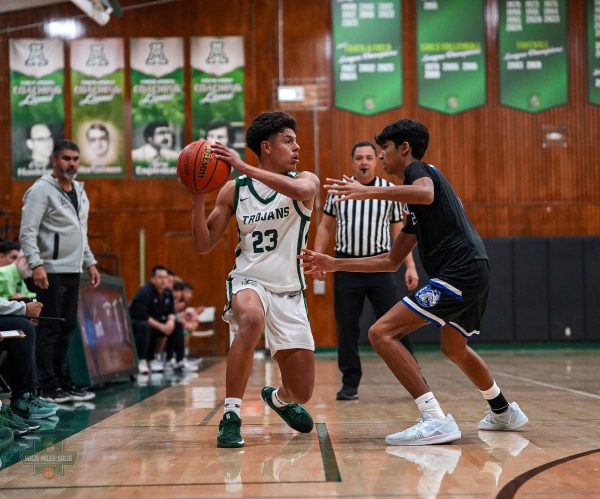 In the finals of the Solis-Miles-Solis tournament, Kike Jacinto steps up for the team and helps Alisal beat the Pioneers. Jacinto scored 10 points in the 51-34 win, “The first half I had 0 points… but second half I knew I had to come up with something, so I scored 10 points,” Jacinto said.