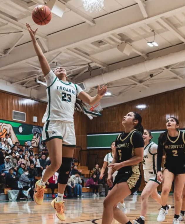 Leading the Lady Trojans during a 62-53 victory against the Watsonville Wildcatz, Nayeli Gil-Silva surpassed the 1,000-point career milestone. 